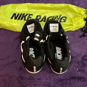 Size 8 Nike sprinting spikes